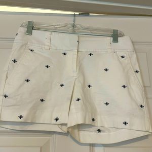 Ann Taylor, white shorts with bee print